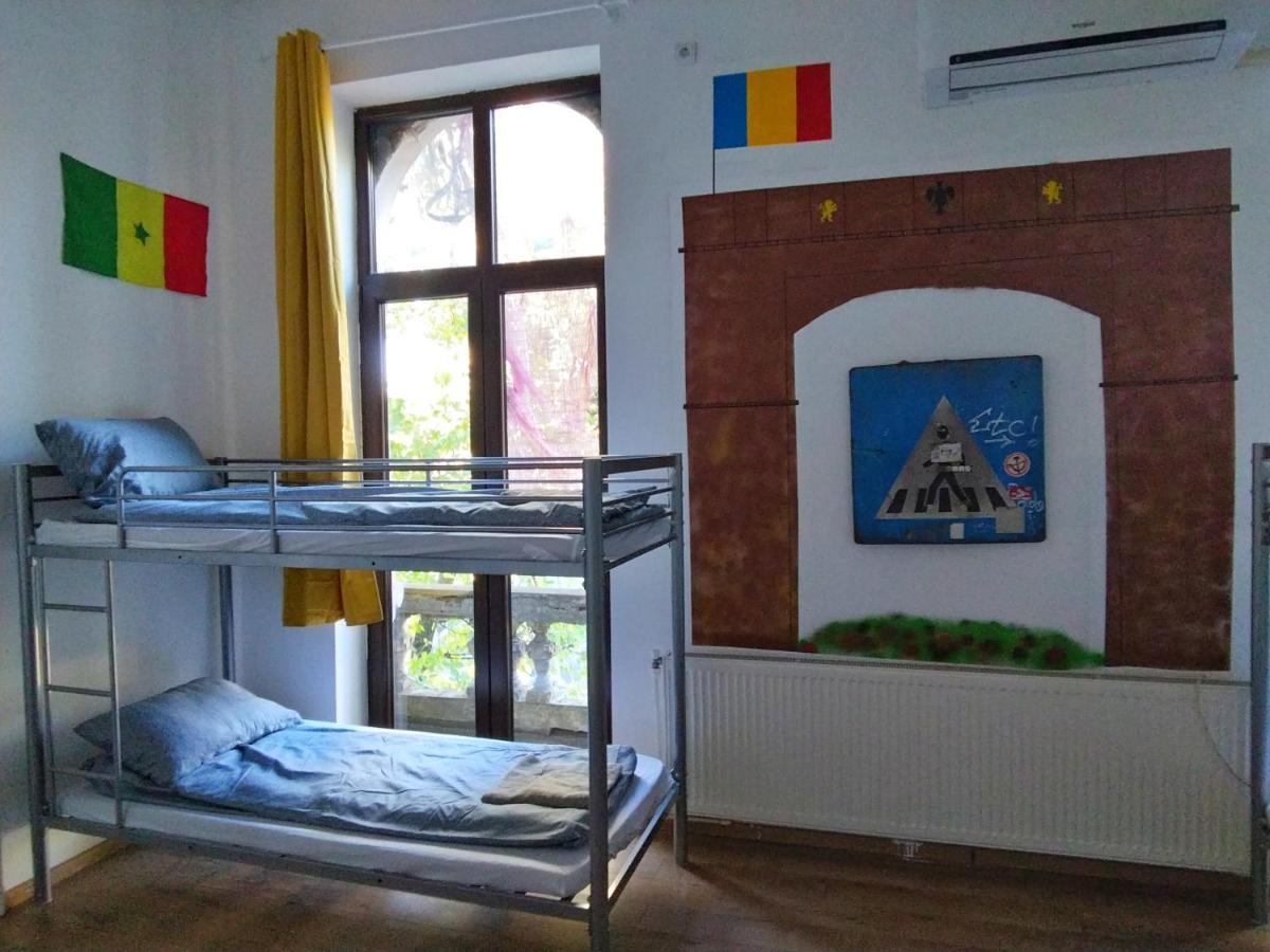 Bucuresti Bucuresti Hostel エクステリア 写真